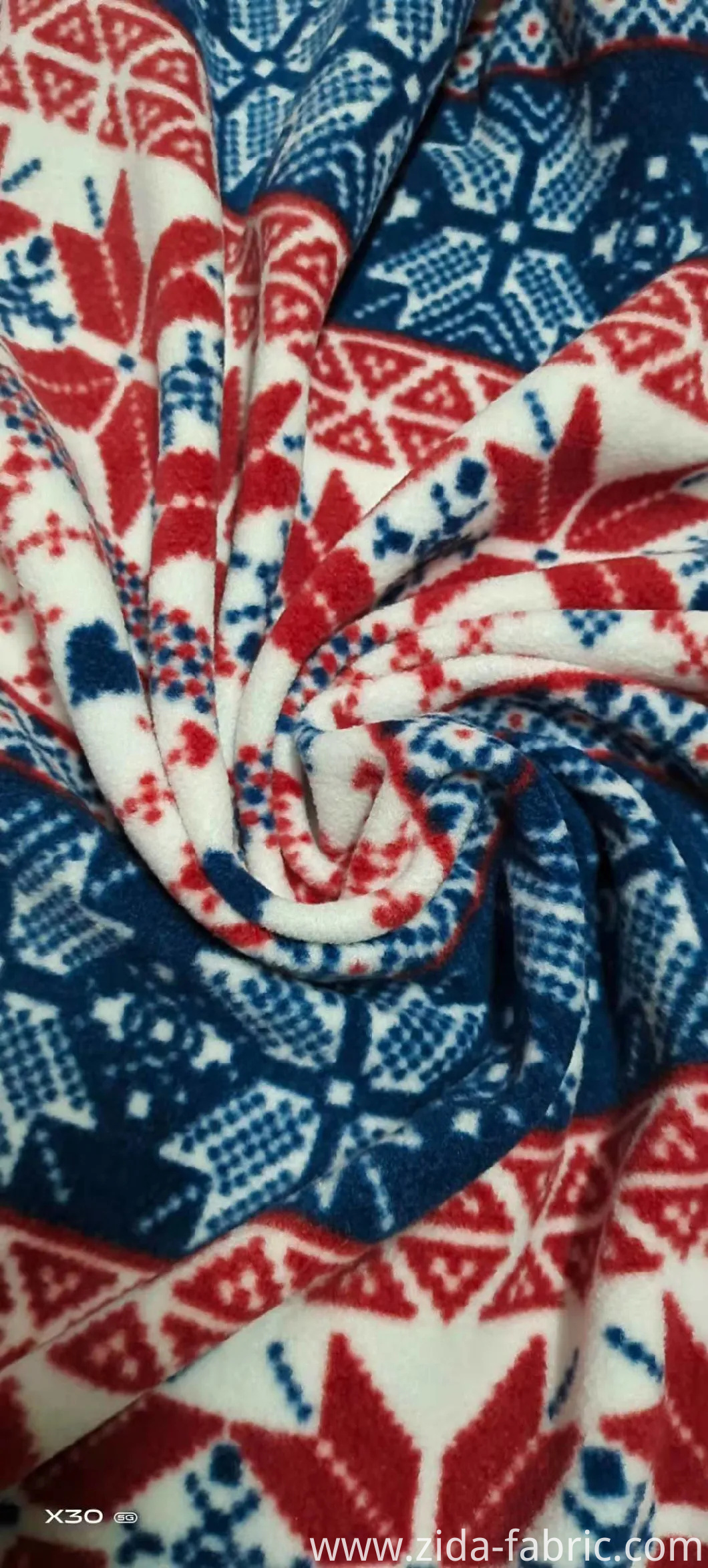 100% Polyester FDY150d/96f Polar Fleece with Printeddouble Brush One Side Anti-Apling Fabric